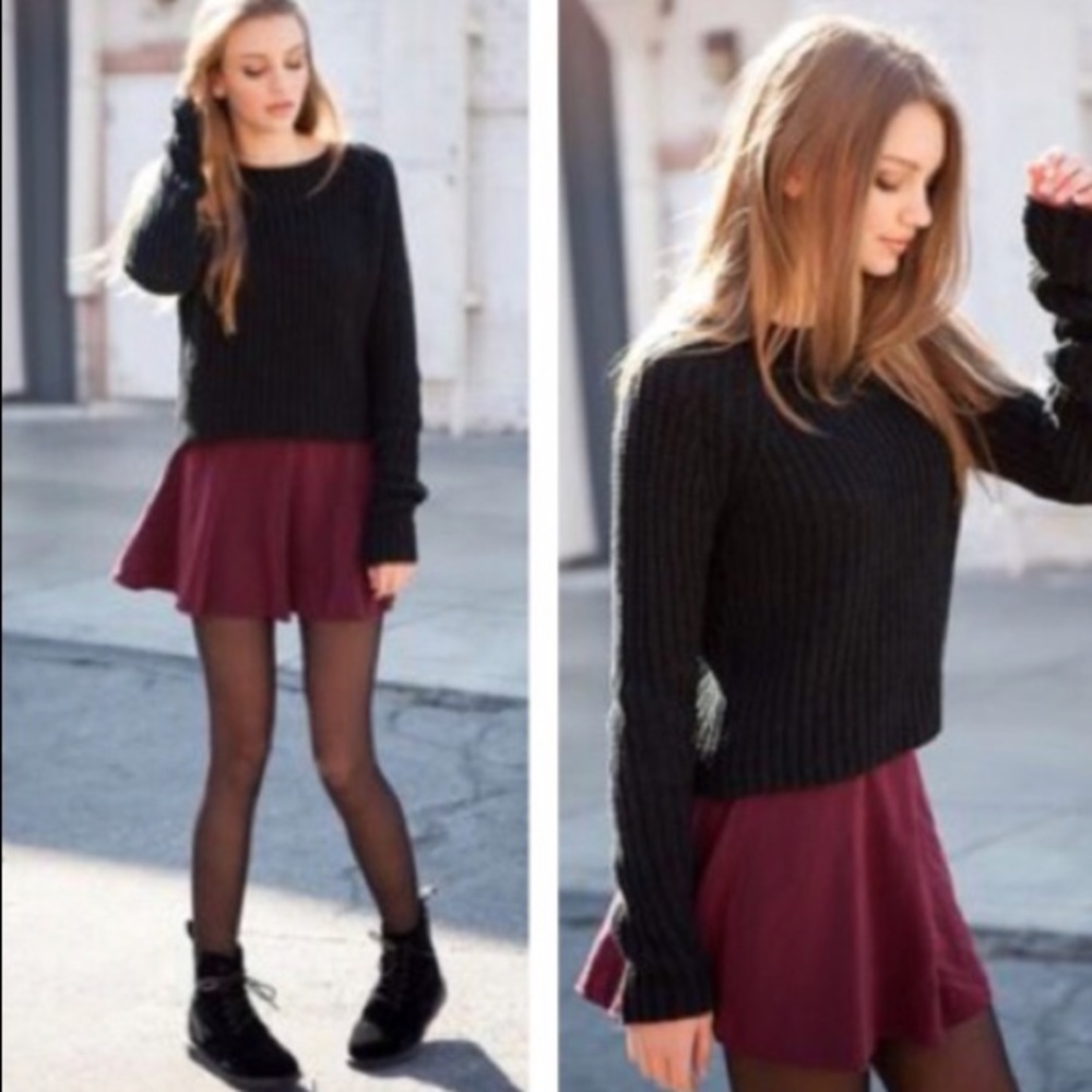 Brandy Melville Velvet Jacy Skirt